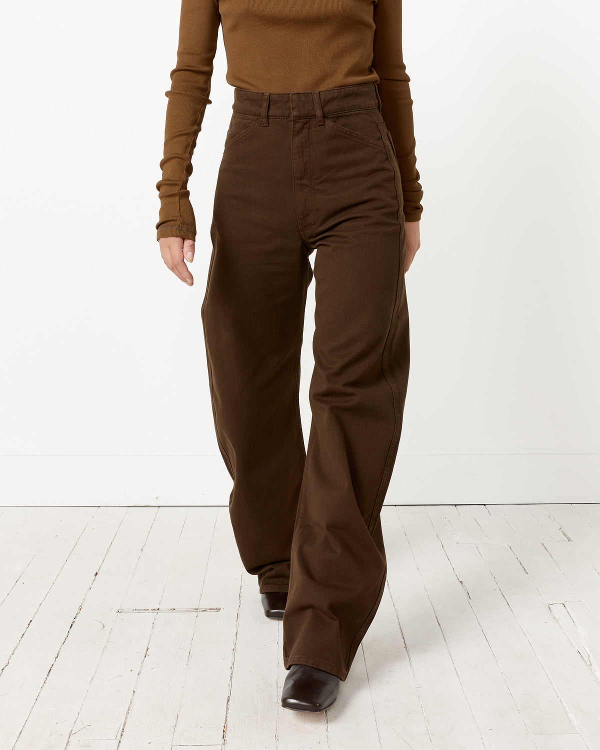 Lemaire High Waisted Curved Pant in Espresso