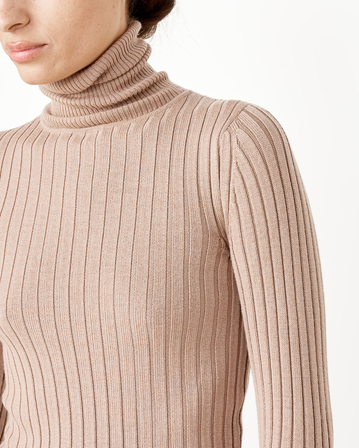 Line Turtleneck Misha & Puff - Discover the newest trends and start shopping