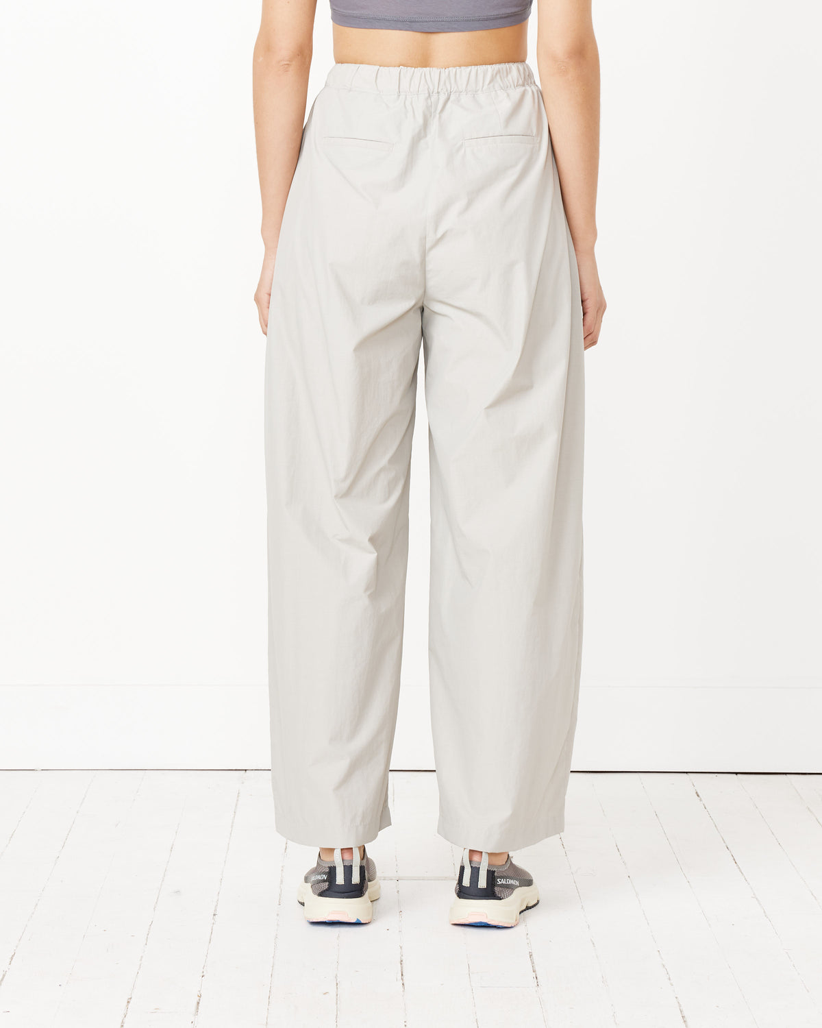 Shop Three Tuck Banding Pants Amomento online with the lowest